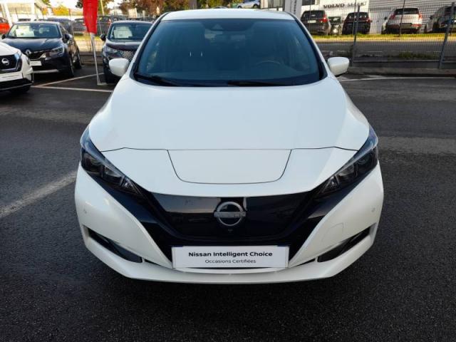 Nissan Leaf image 2