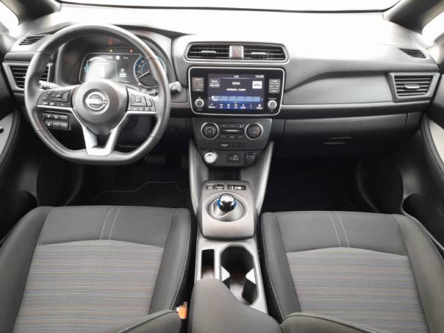 Nissan Leaf image 3