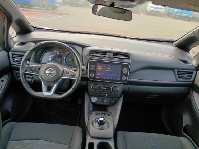 Nissan Leaf image 2