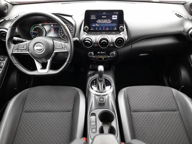 Nissan Juke image 9