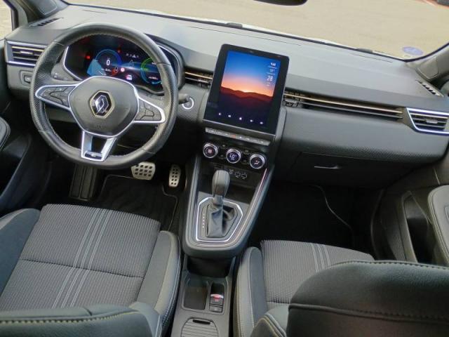 Renault Clio image 9