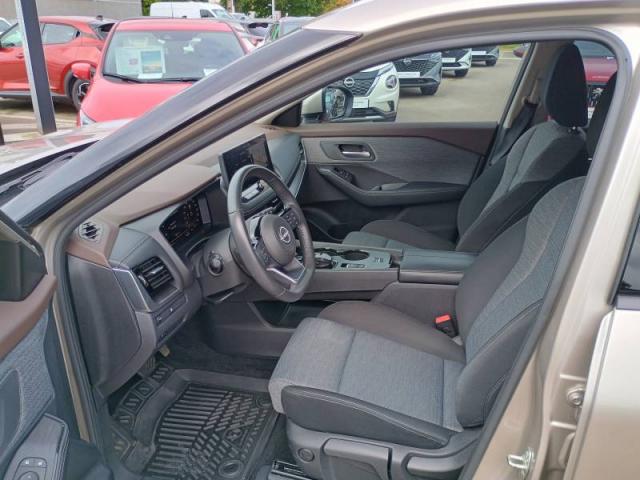 Nissan X-Trail image 2