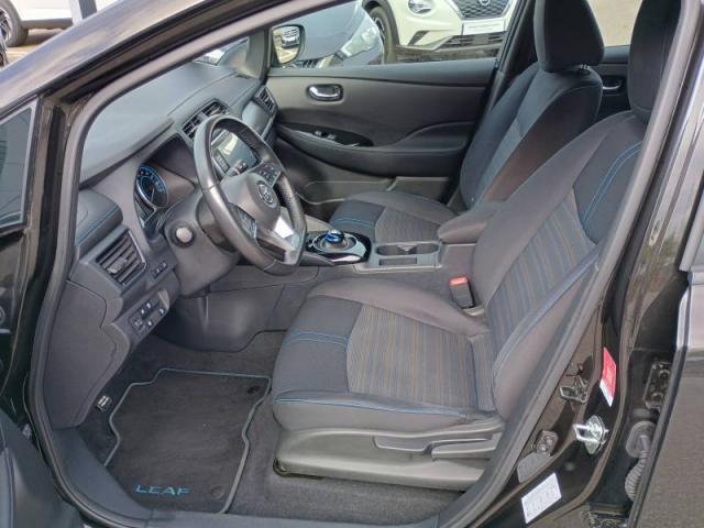 Nissan Leaf image 4