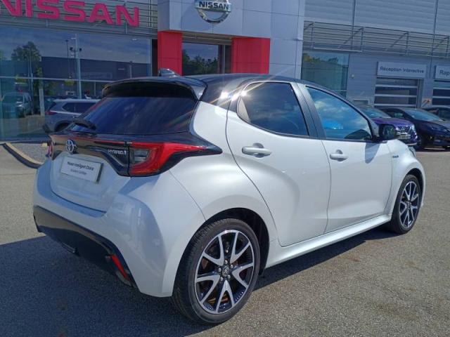 Toyota Yaris image 2