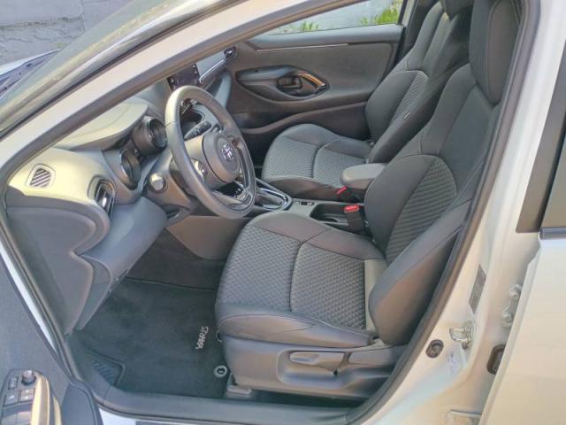 Toyota Yaris image 6