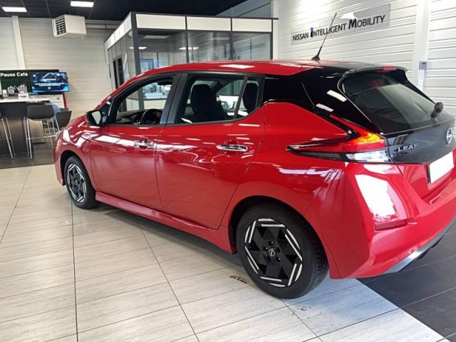 Nissan Leaf image 1
