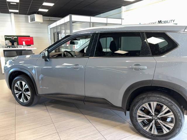 Nissan X-Trail image 9