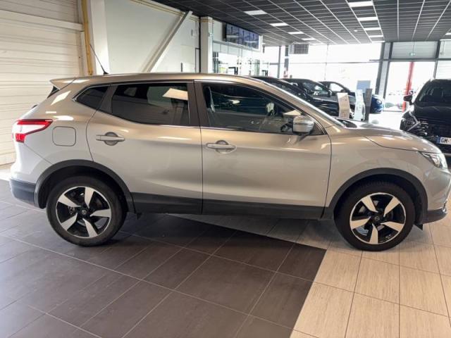 Nissan Qashqai image 1