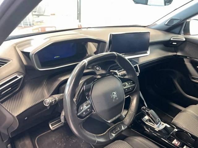 Peugeot 2008 image 4
