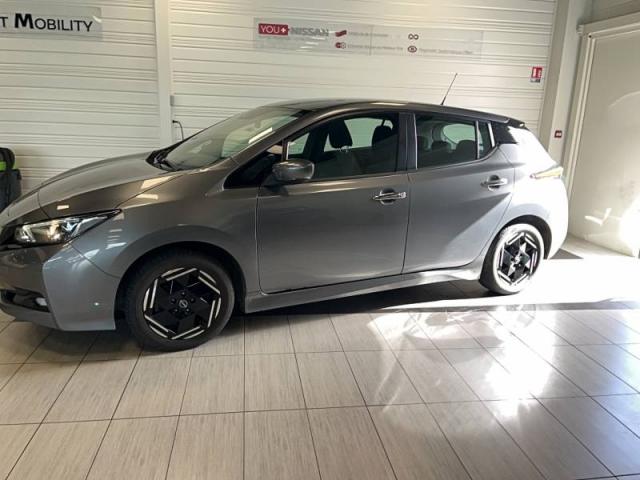 Nissan Leaf image 9