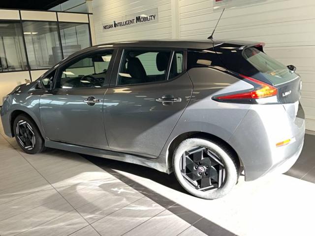 Nissan Leaf image 5