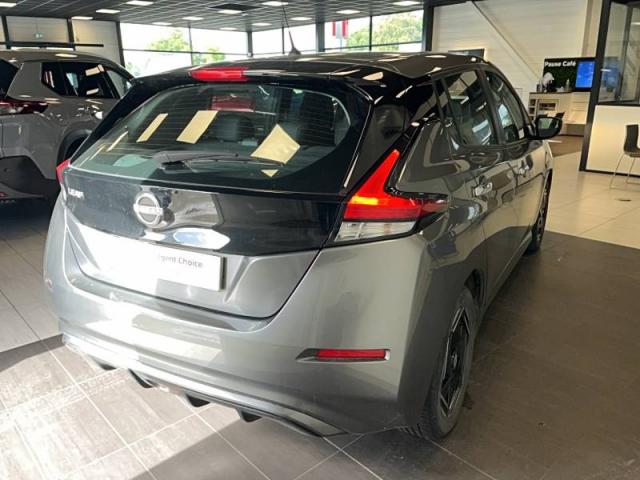Nissan Leaf image 8