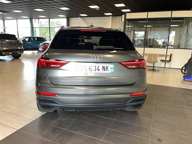 Audi Q3 image 8