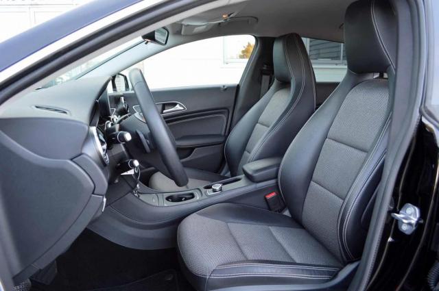 Mercedes Benz Cla image 6
