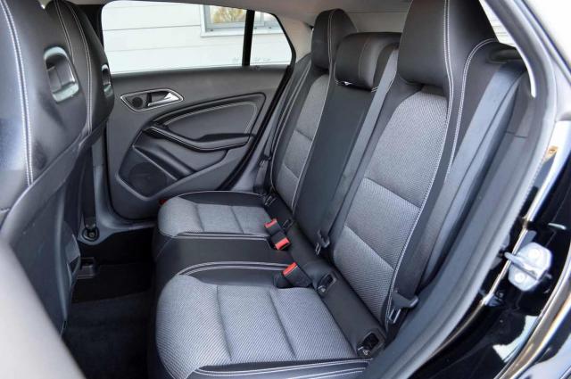 Mercedes Benz Cla image 9