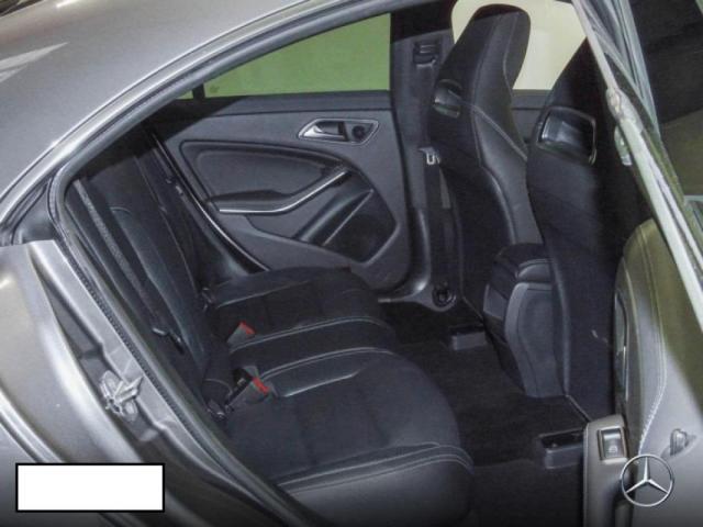 Mercedes Benz Cla image 6