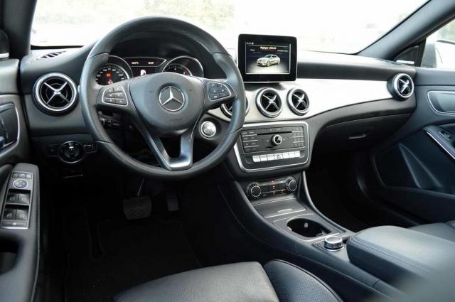 Mercedes Benz Cla image 2
