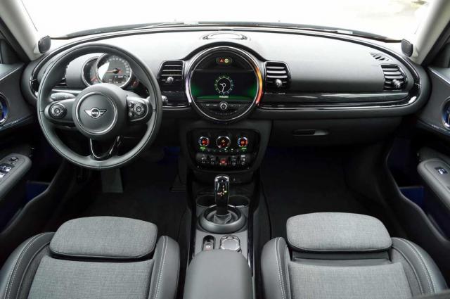 Mini Clubman image 5