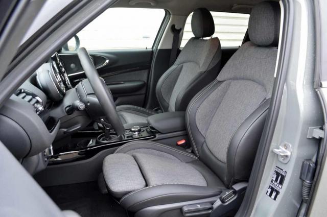 Mini Clubman image 8