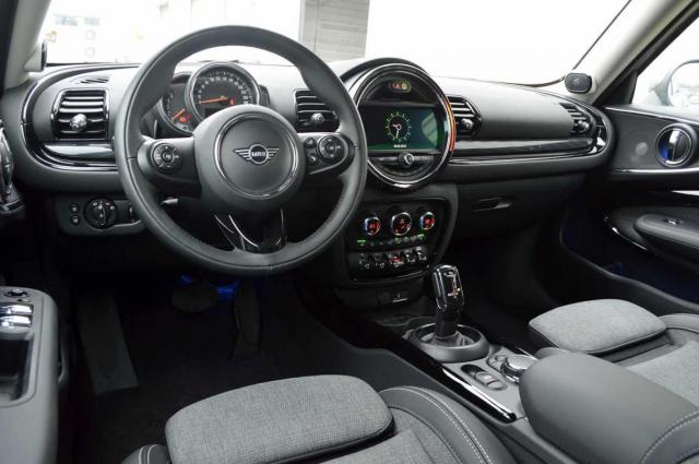 Mini Clubman image 4