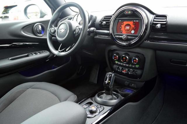 Mini Clubman image 4