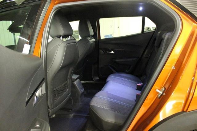Peugeot 2008 image 2