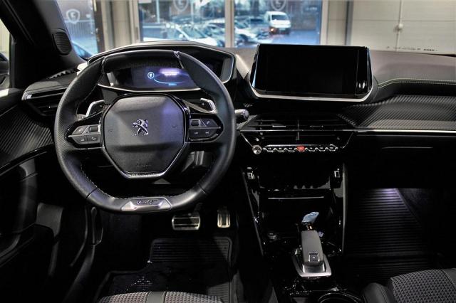 Peugeot 2008 image 7
