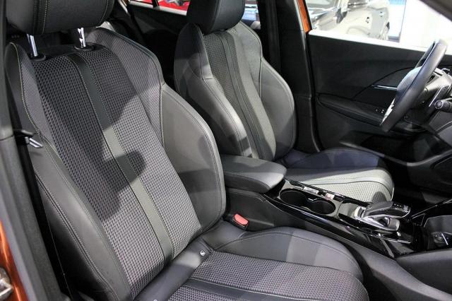 Peugeot 2008 image 3