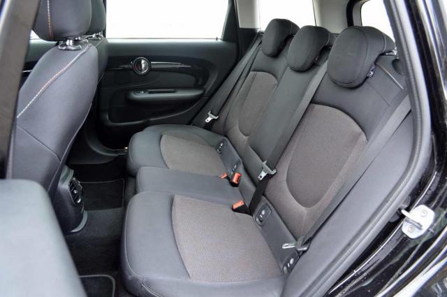 Mini Clubman image 5