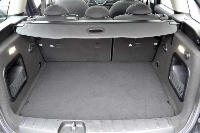 Mini Clubman image 3