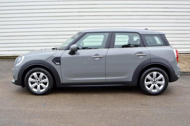 Mini Countryman image 9