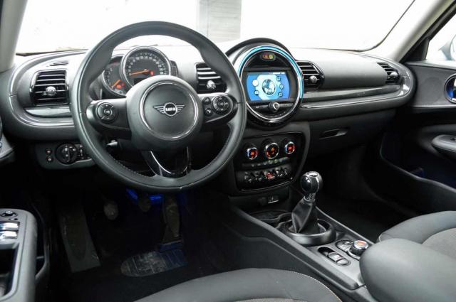 Mini Clubman image 1