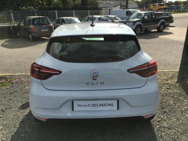 Renault Clio image 9