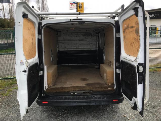 Renault Trafic image 2