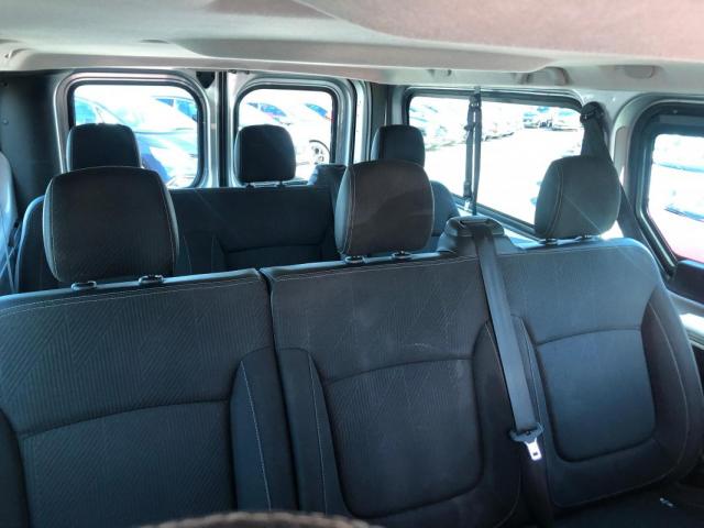 Renault Trafic image 9