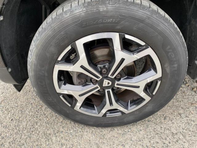 Dacia Duster image 9