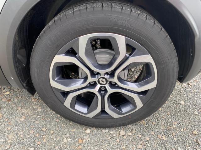 Renault Captur image 1