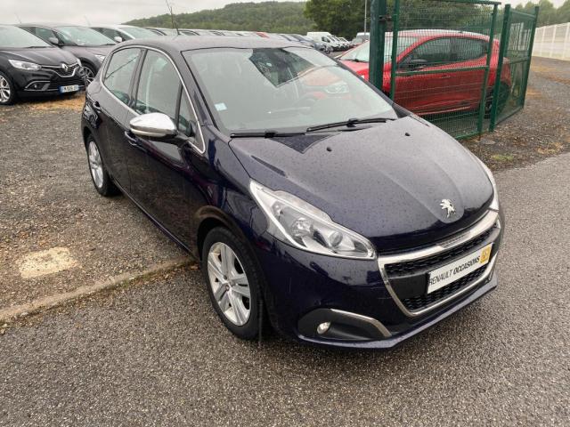 Peugeot 208 image 2