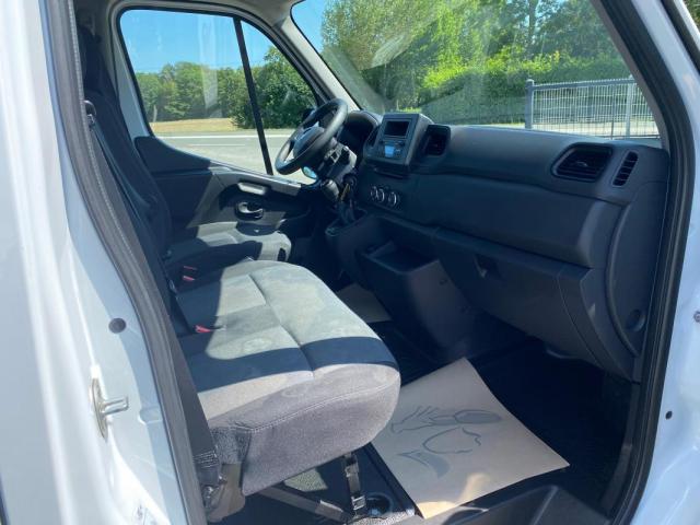 Renault Master image 7