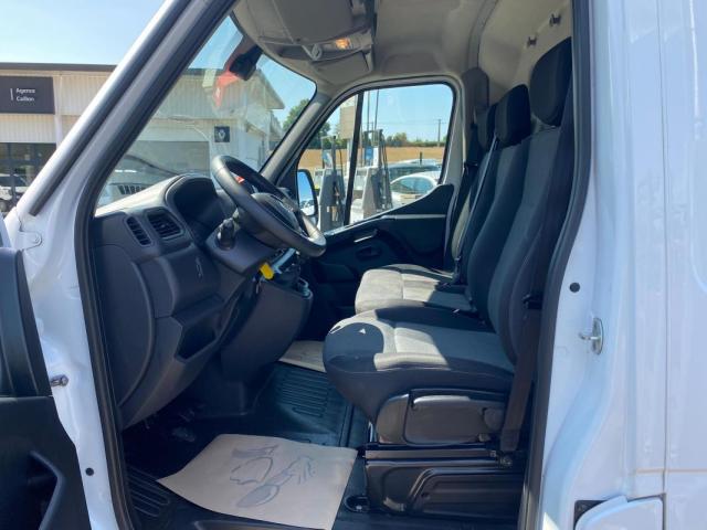 Renault Master image 3