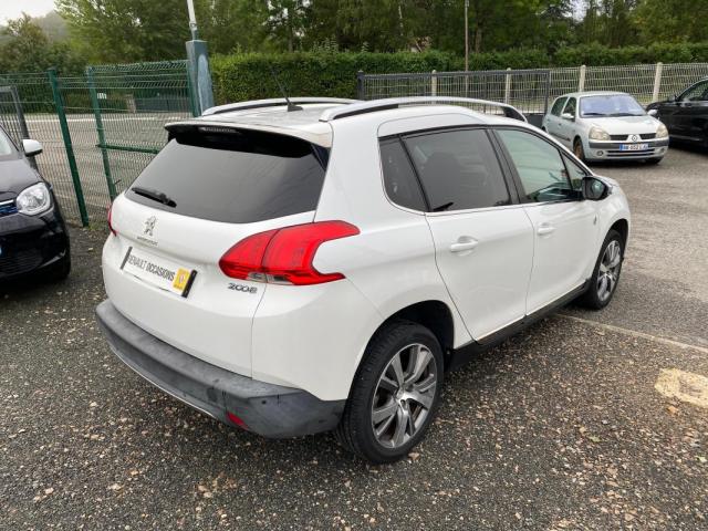 Peugeot 2008 image 1