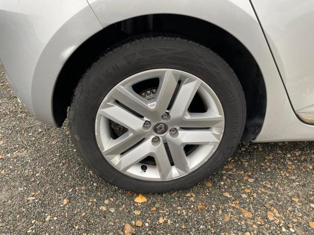 Renault Clio image 8