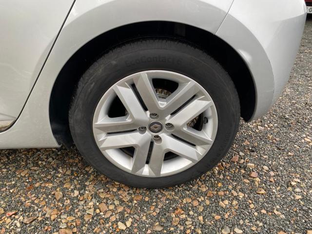 Renault Clio image 9