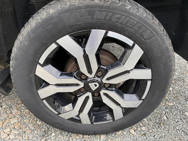 Dacia Duster image 1