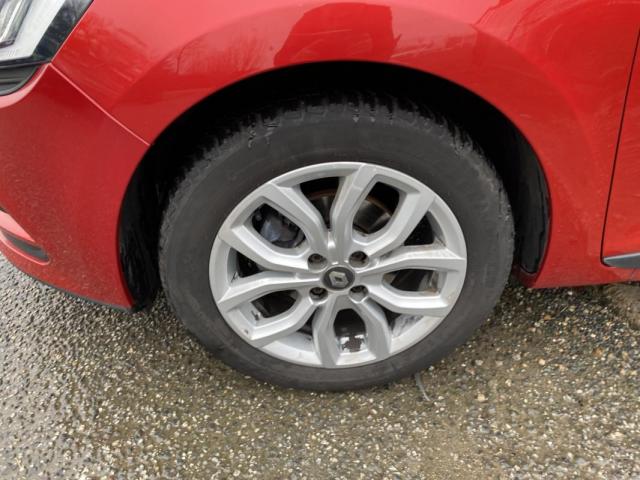 Renault Clio image 2