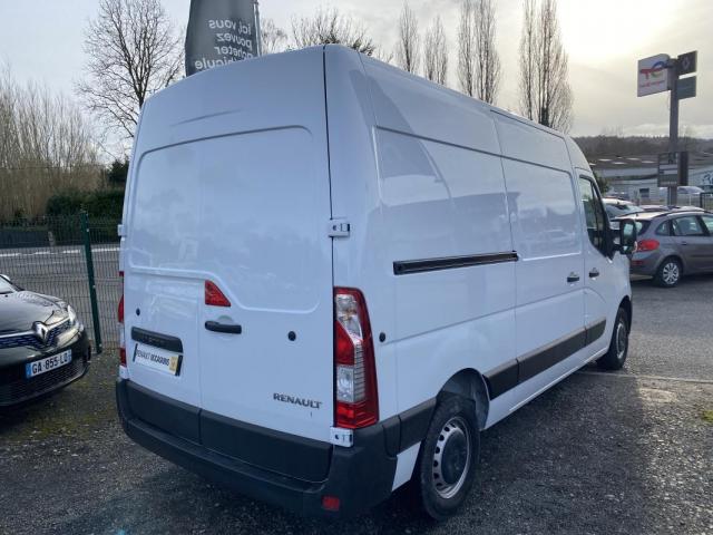 Renault Master image 2