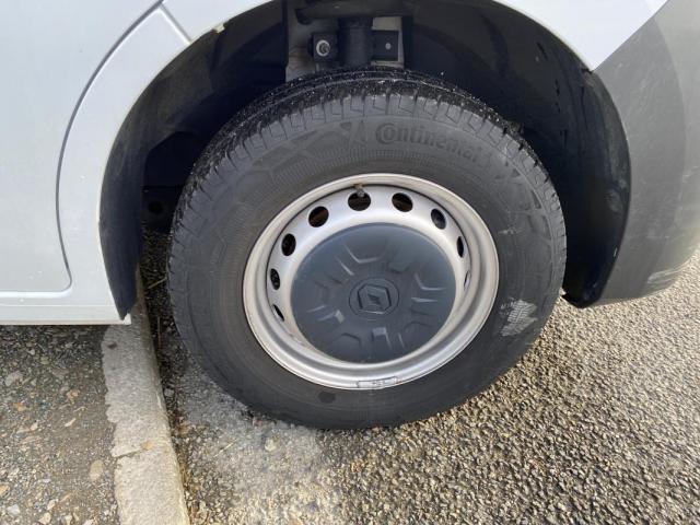 Renault Master image 6