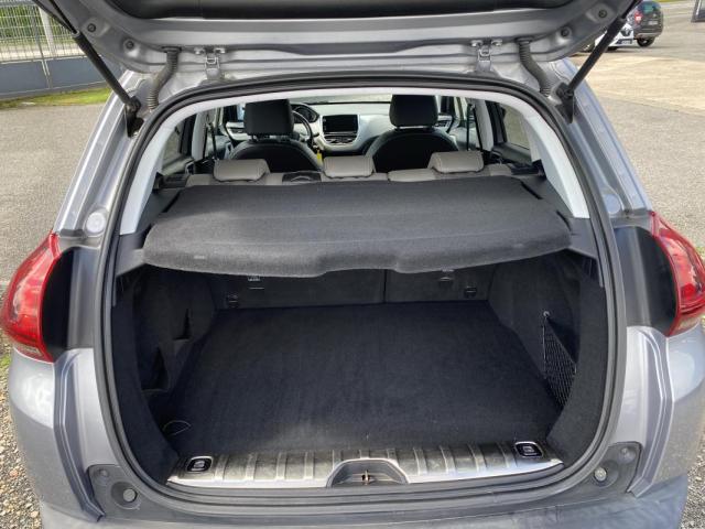 Peugeot 2008 image 8