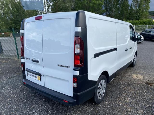 Renault Trafic image 1