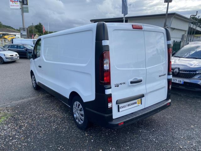 Renault Trafic image 8